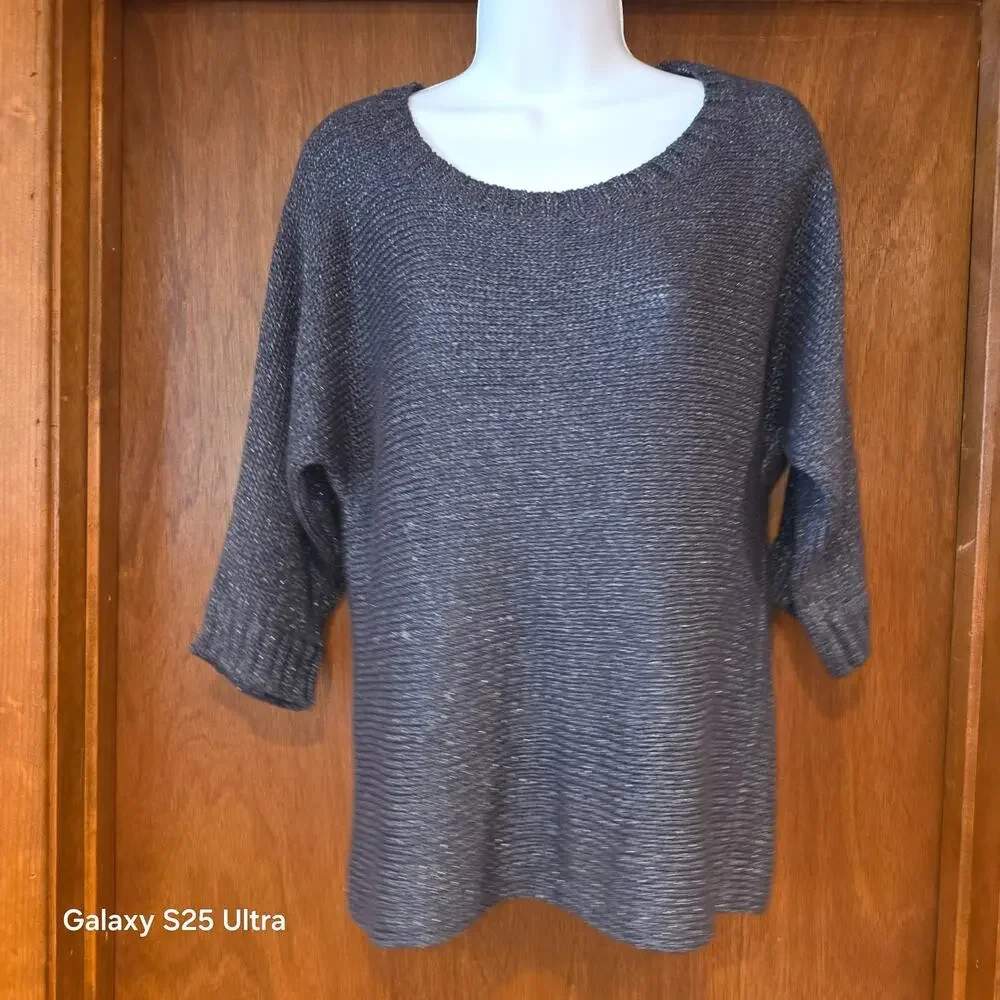 EUC Premise Studio, metallic gray three quarter sleeve long sweater sz‎ L